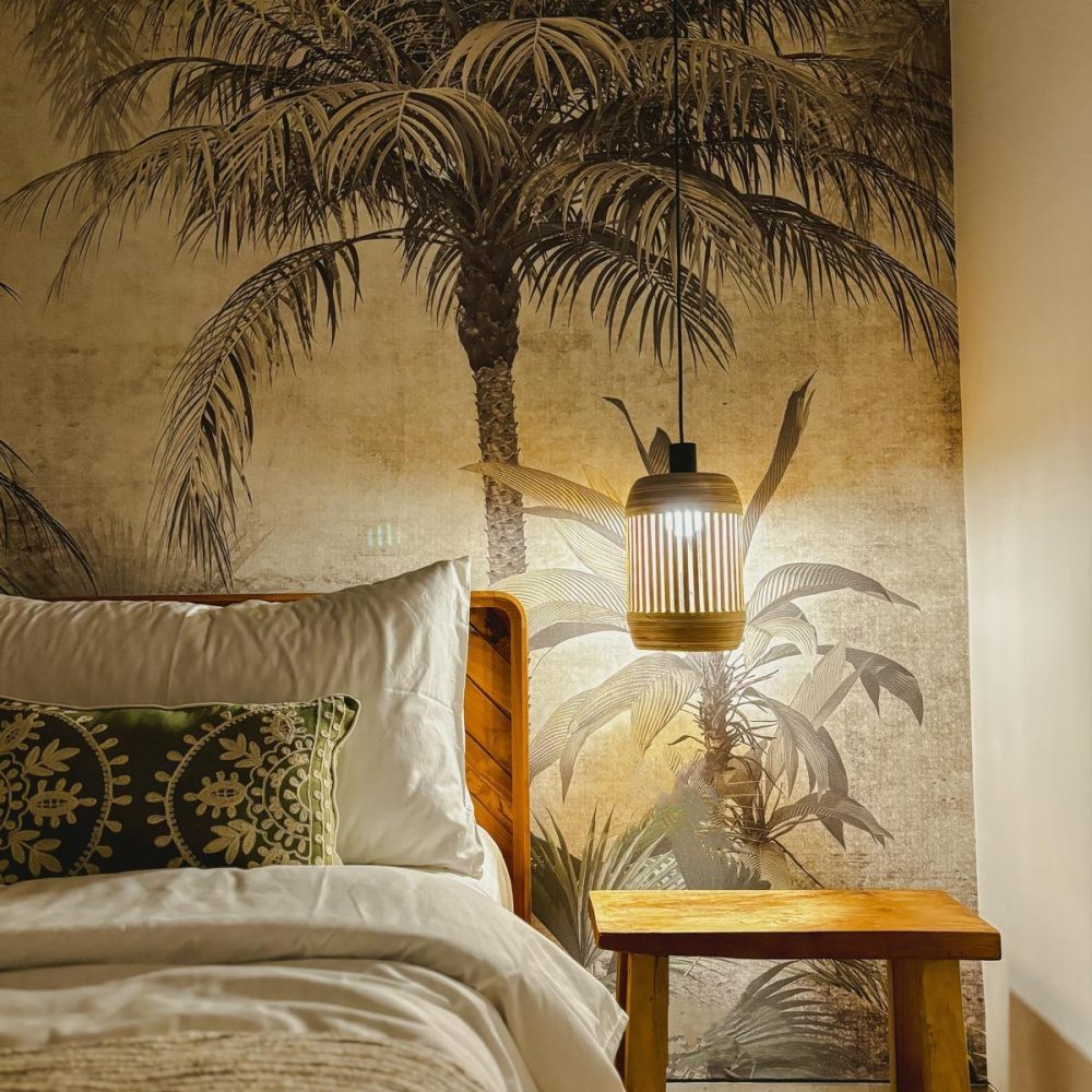 Villa Utopia Lembongan Bed With Night Lamp Villa Utopia Lembongan Bed With Night Lamp